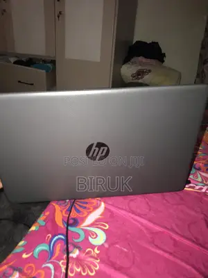 Laptop HP 14-Dq1088wm 8GB Intel Core I5 SSD 1T