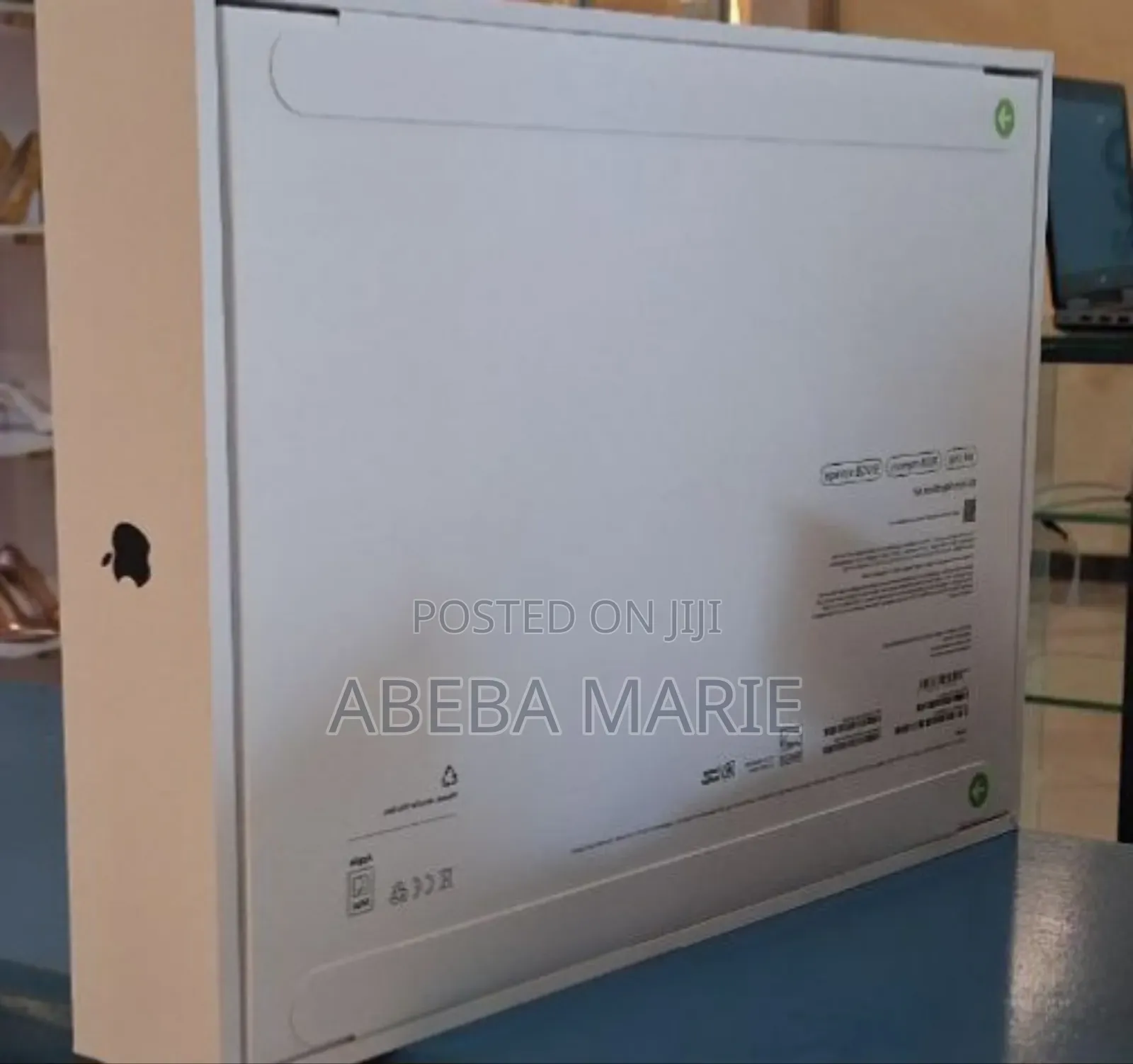 New Laptop Apple MacBook Air 2025 M4 15-Inch 16GB Apple M4 SSD 512GB