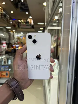 Apple iPhone 13 128 GB White