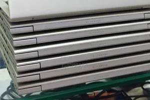 New Laptop HP EliteBook 830 G5 16GB Intel Core I5 SSD 256GB