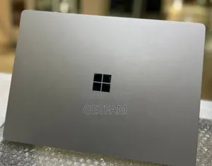 New Laptop Microsoft Surface 16GB Intel Core I7 SSD 256GB