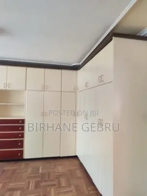 8bdrm House in G+2 House, Bole for rent