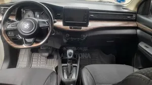 Suzuki Ertiga 2021 Silver