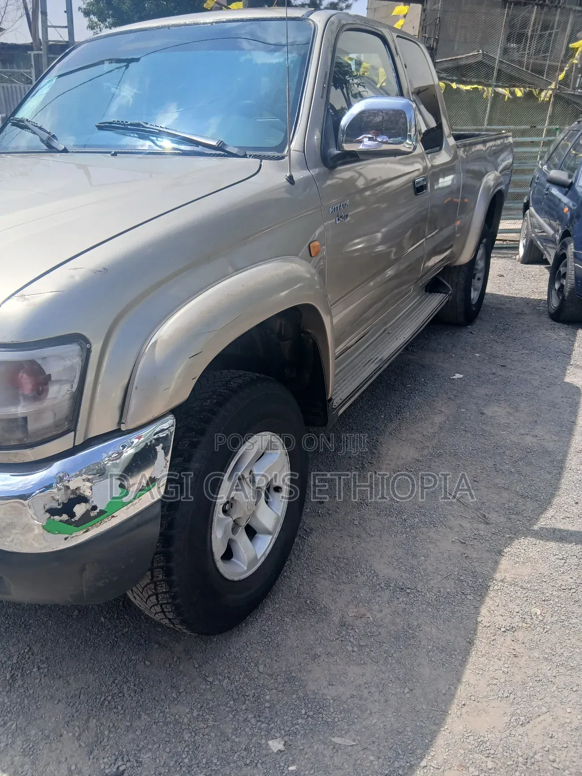 Toyota Hilux 2003 Gray