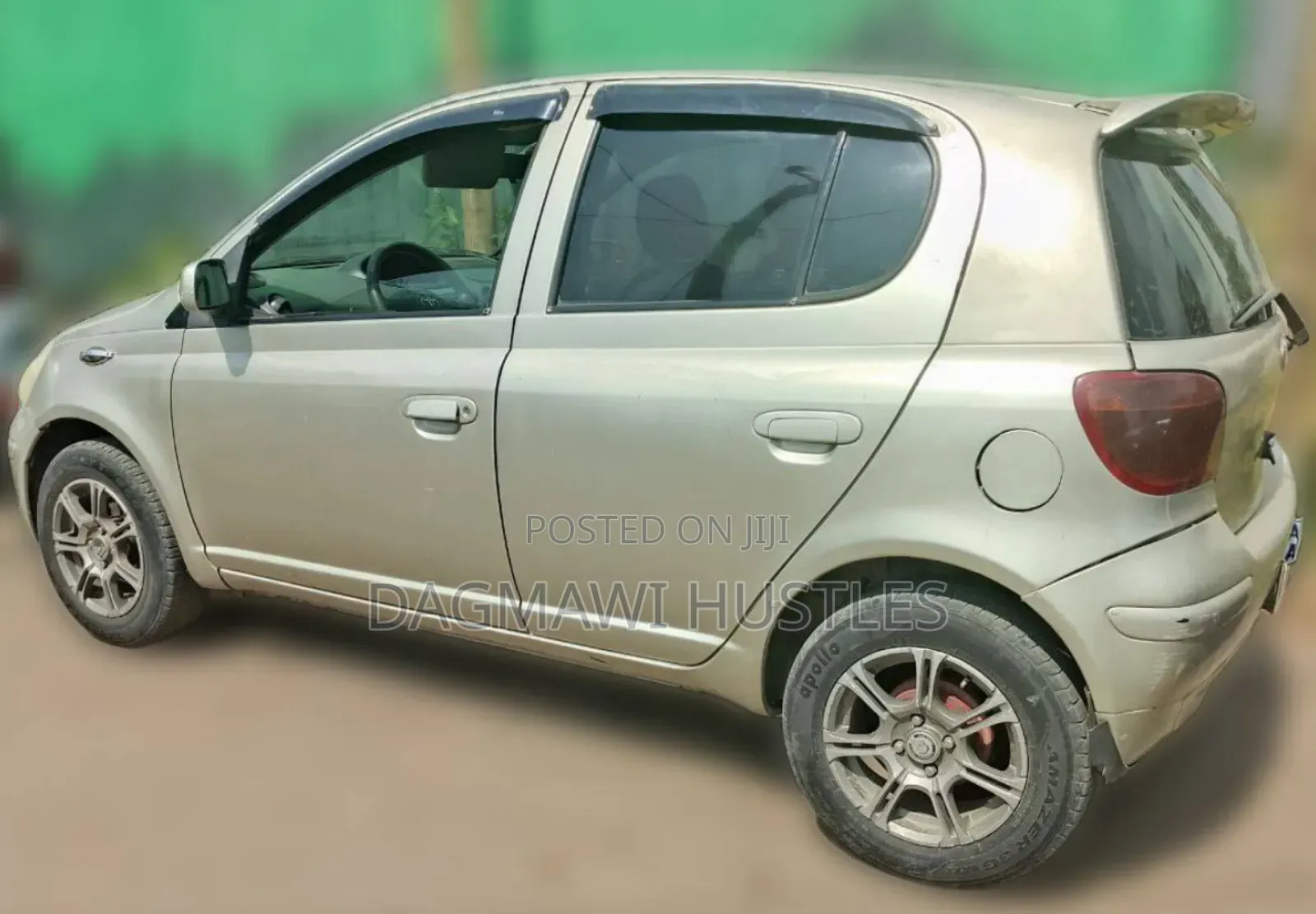 Toyota Vitz 1.0 FWD 5dr 2002 Gold