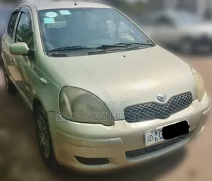 Toyota Vitz 1.0 FWD 5dr 2002 Gold