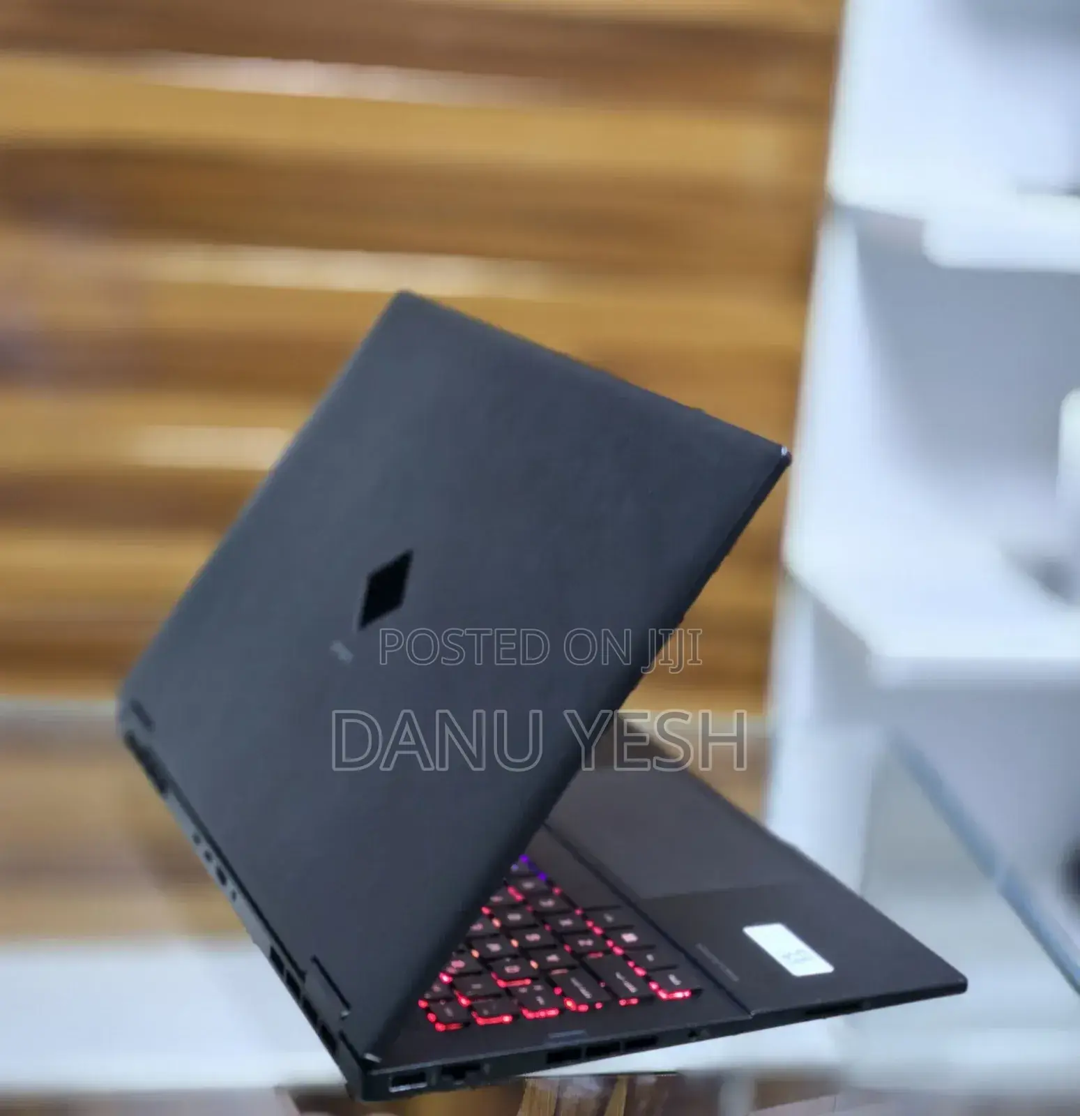 New Laptop HP Omen 15 16GB Intel Core I9 SSD 512GB