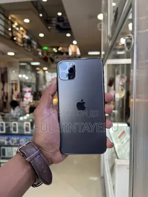 Apple iPhone 11 Pro Max 64 GB Black