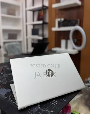 New Laptop HP Pavilion 15 16GB Intel Core I5 SSD 1T