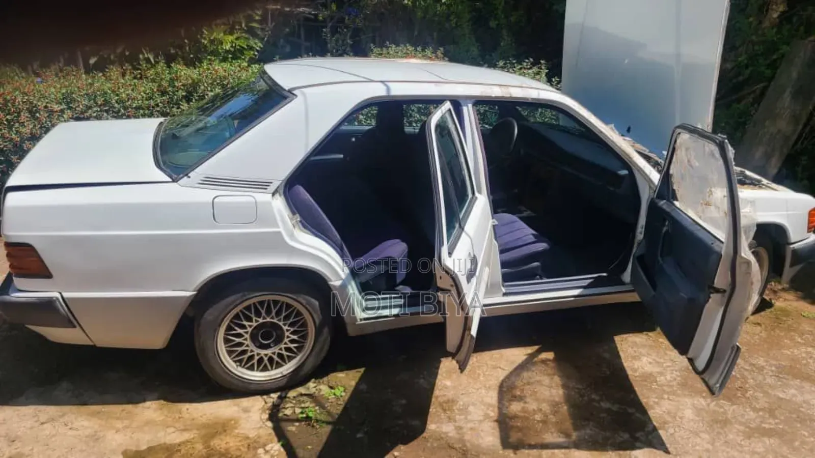 Mercedes-Benz 190E 1992 White