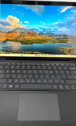 New Laptop Microsoft Surface Laptop 5 8GB Intel Core I5 SSD 512GB