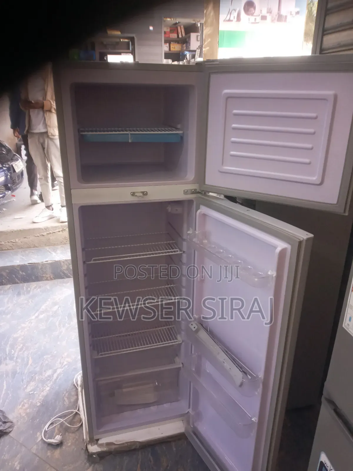 ክላውድ 380liter Refrgrator