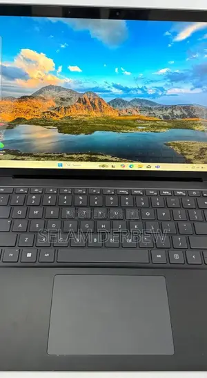 New Laptop Microsoft Surface Laptop 5 8GB Intel Core I5 SSD 512GB