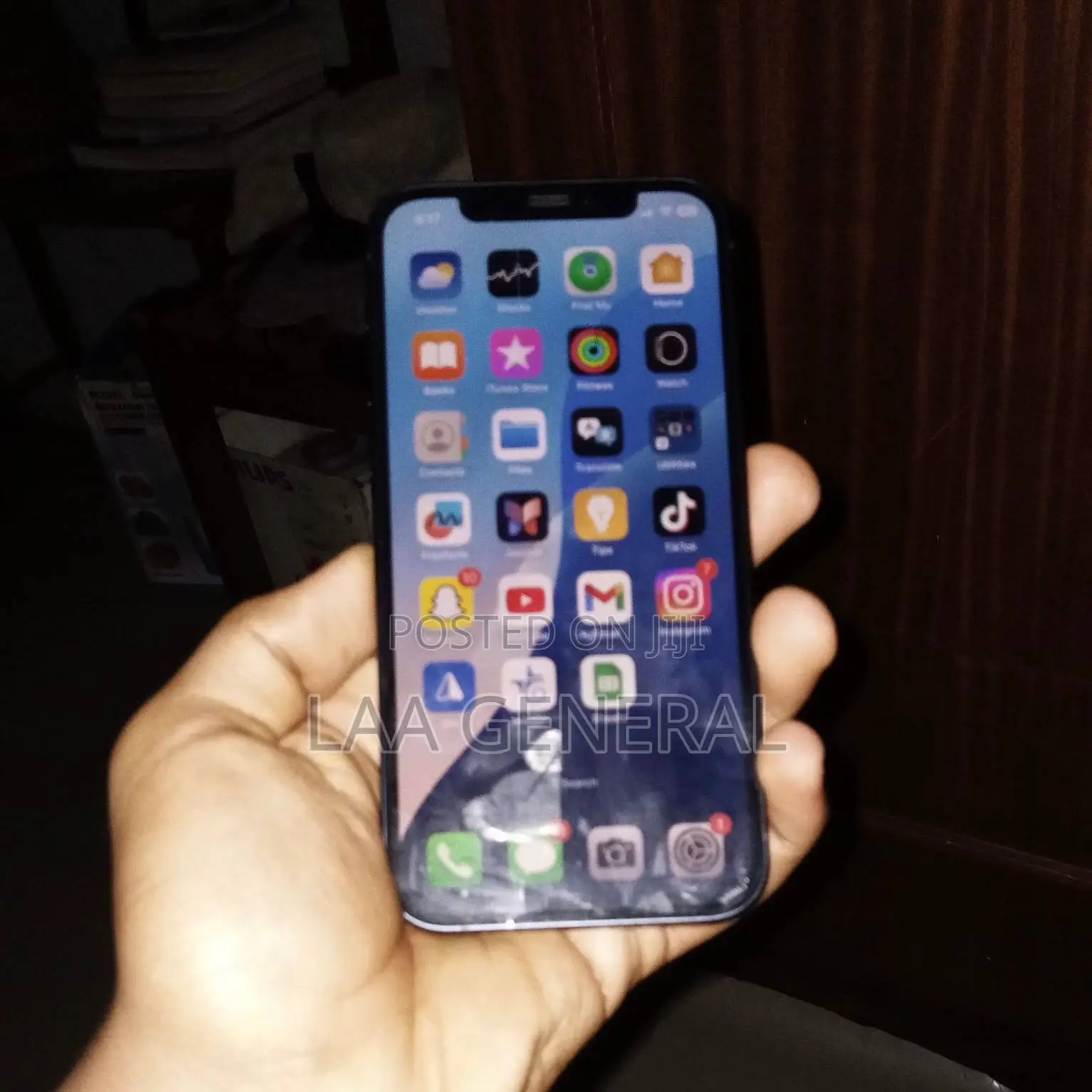 Apple iPhone 12 64 GB Black