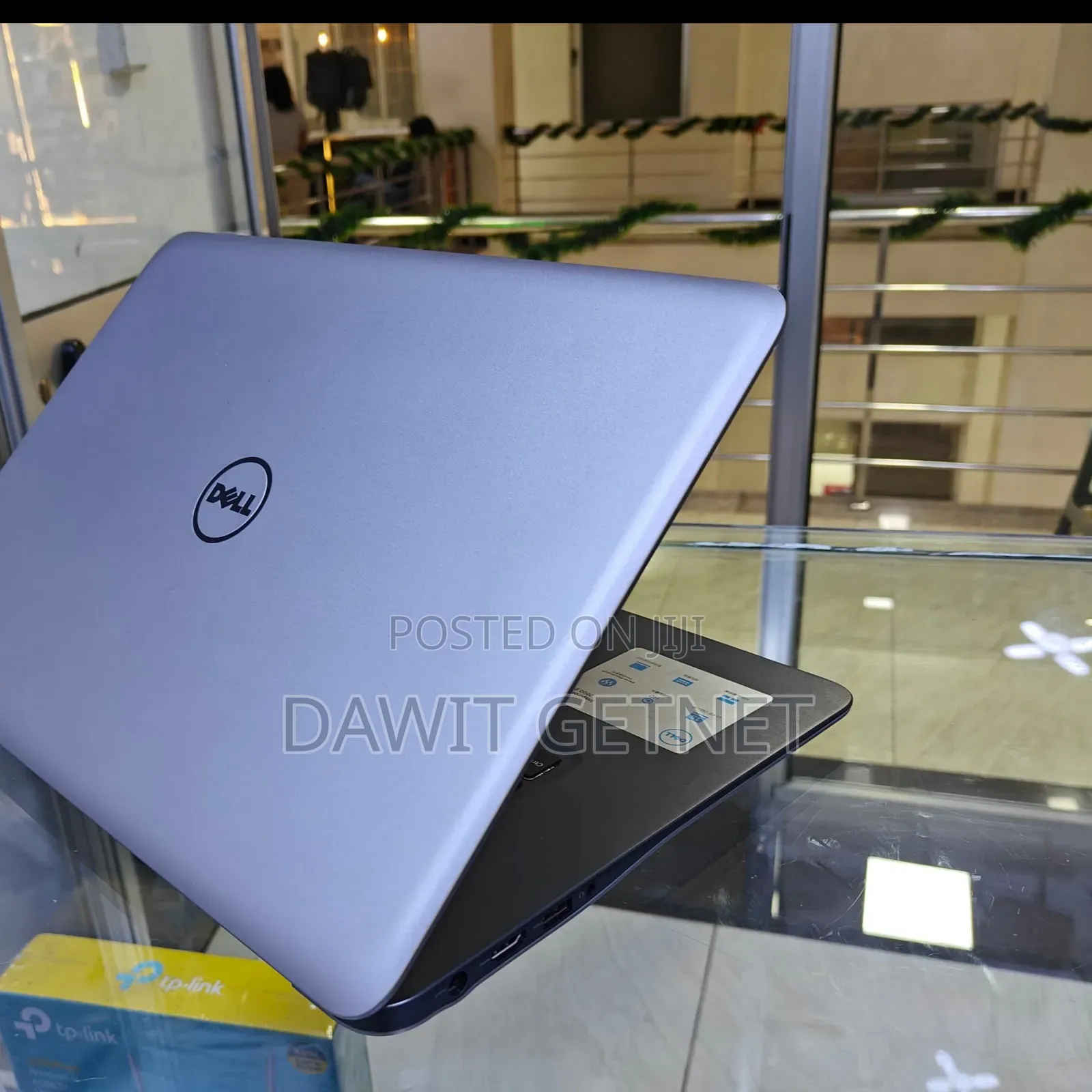 New Laptop Dell Inspiron 15 8GB Intel Core I7 SSD 1T