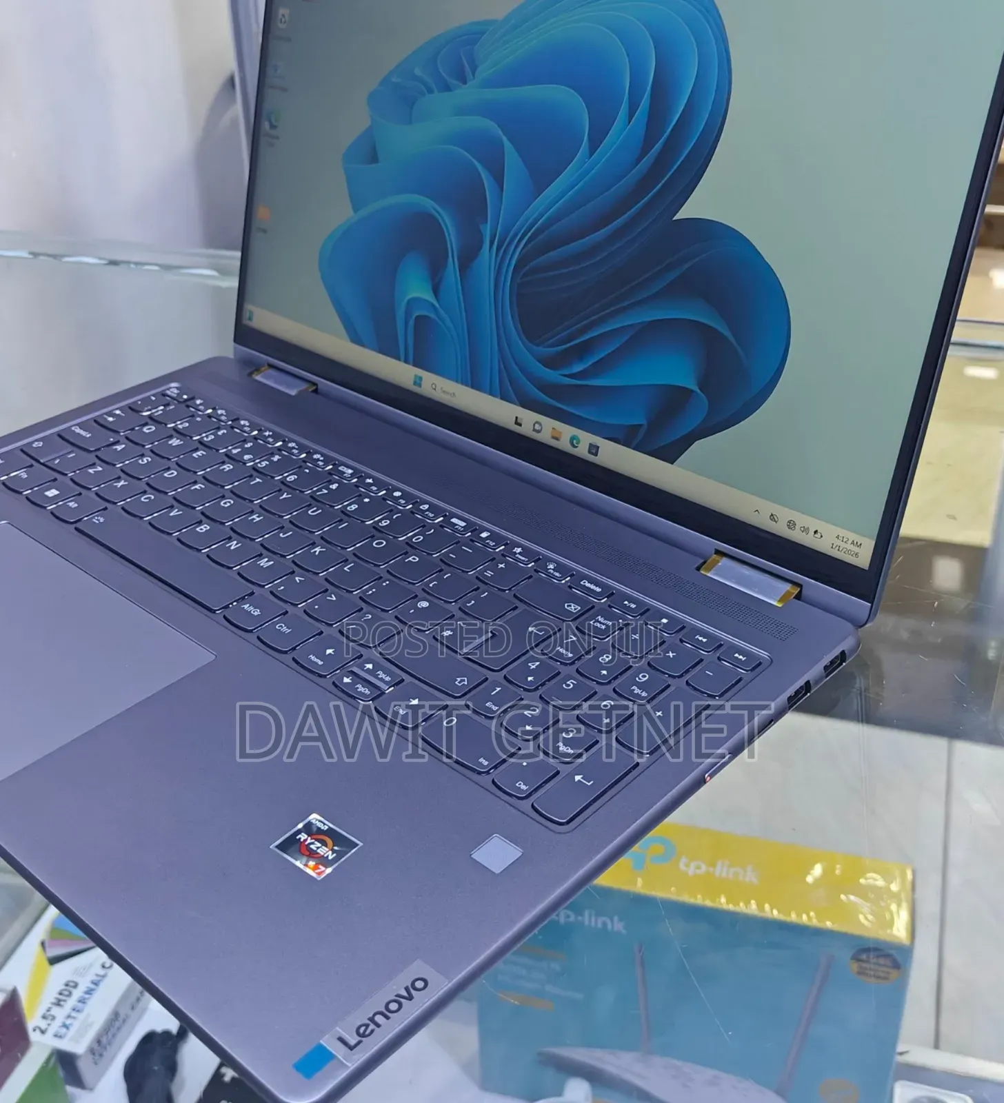 New Laptop Lenovo ThinkPad Yoga 8GB AMD Ryzen 7 SSD 512GB
