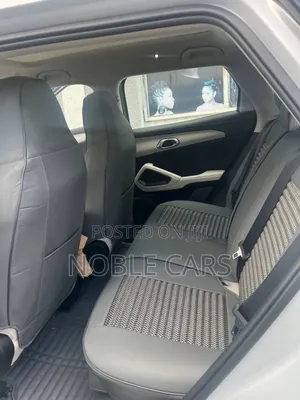 Toyota Hilux 2012 Gold