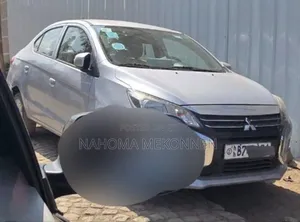 Mitsubishi Attrage 2021 Silver