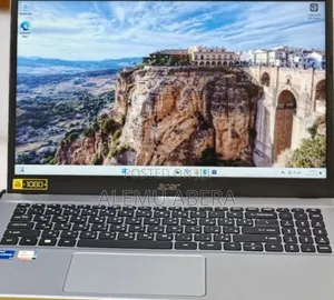 New Laptop Acer Aspire 3 12GB Intel Core i5 SSHD (Hybrid) 512GB