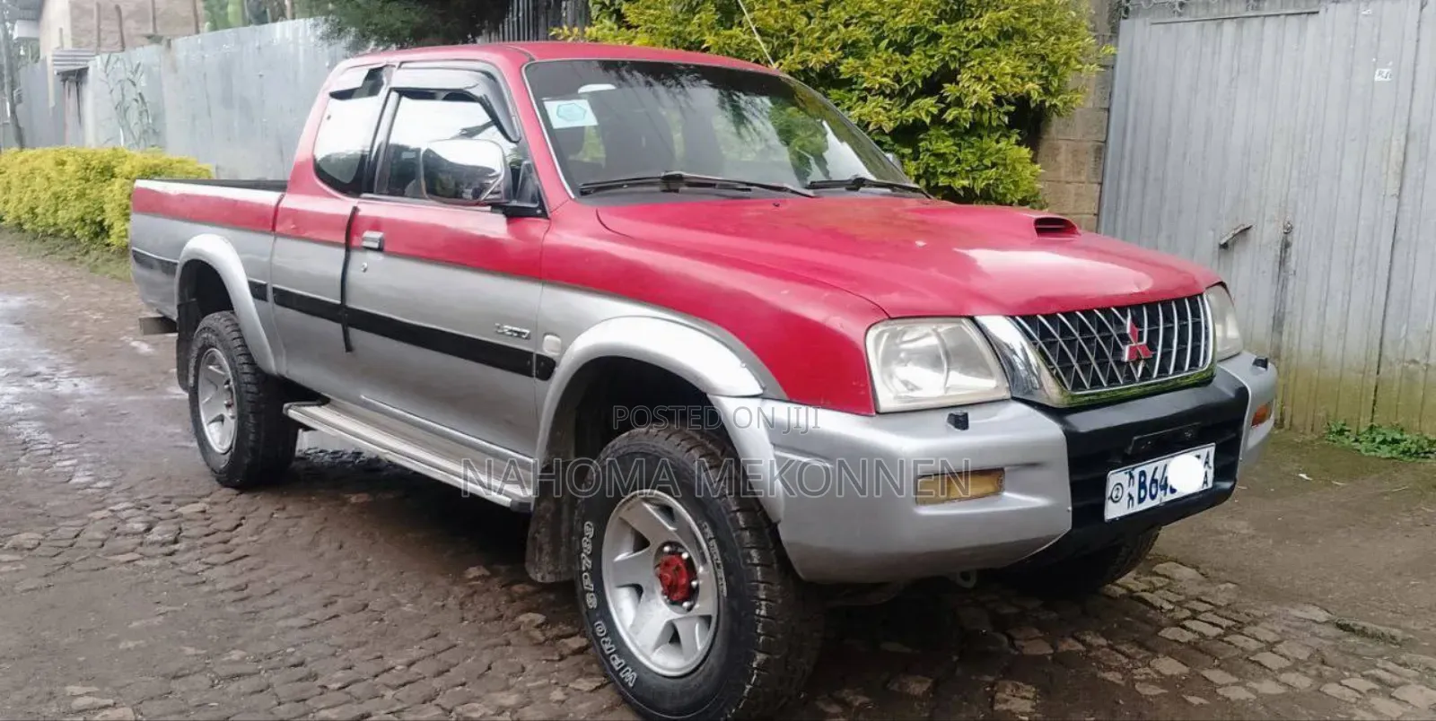 Mitsubishi L200 2004 Red