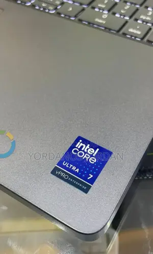 New Laptop Dell Pro Max 16 32GB Intel Core Ultra 7 SSD 512GB