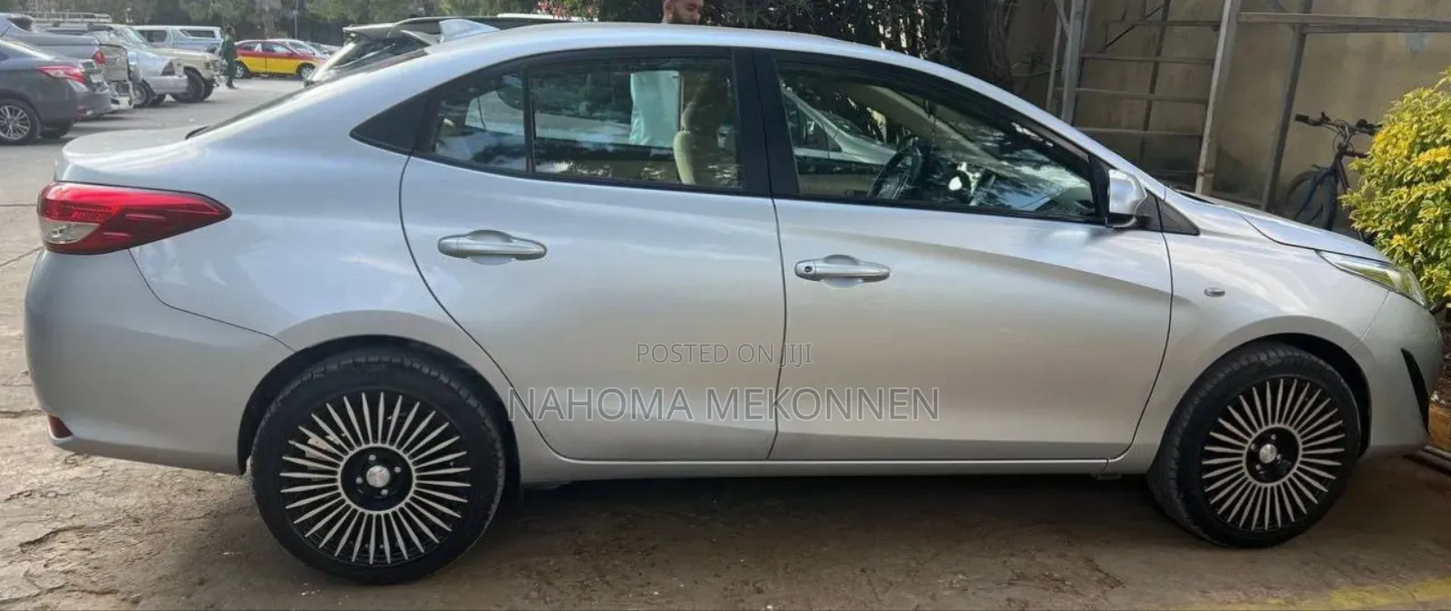 Toyota Yaris 2020 Silver