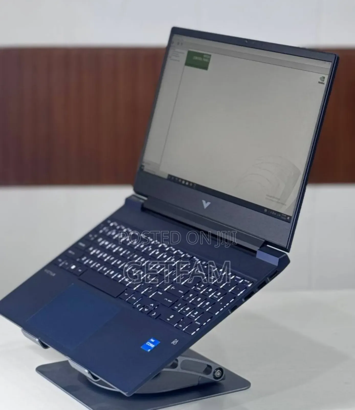 New Laptop HP Victus 15 16GB Nvidia SSD 512GB