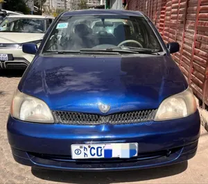 Toyota Platz 1.0 FWD 2001 Blue