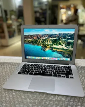 New Laptop Apple MacBook Air 2014 4GB Intel Core I5 SSD 256GB