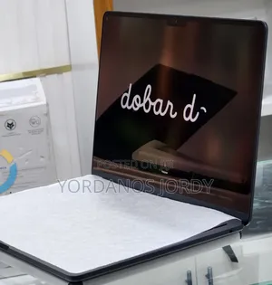 New Laptop Apple MacBook Air 2025 M4 13-Inch 16GB Apple M4 SSD 256GB