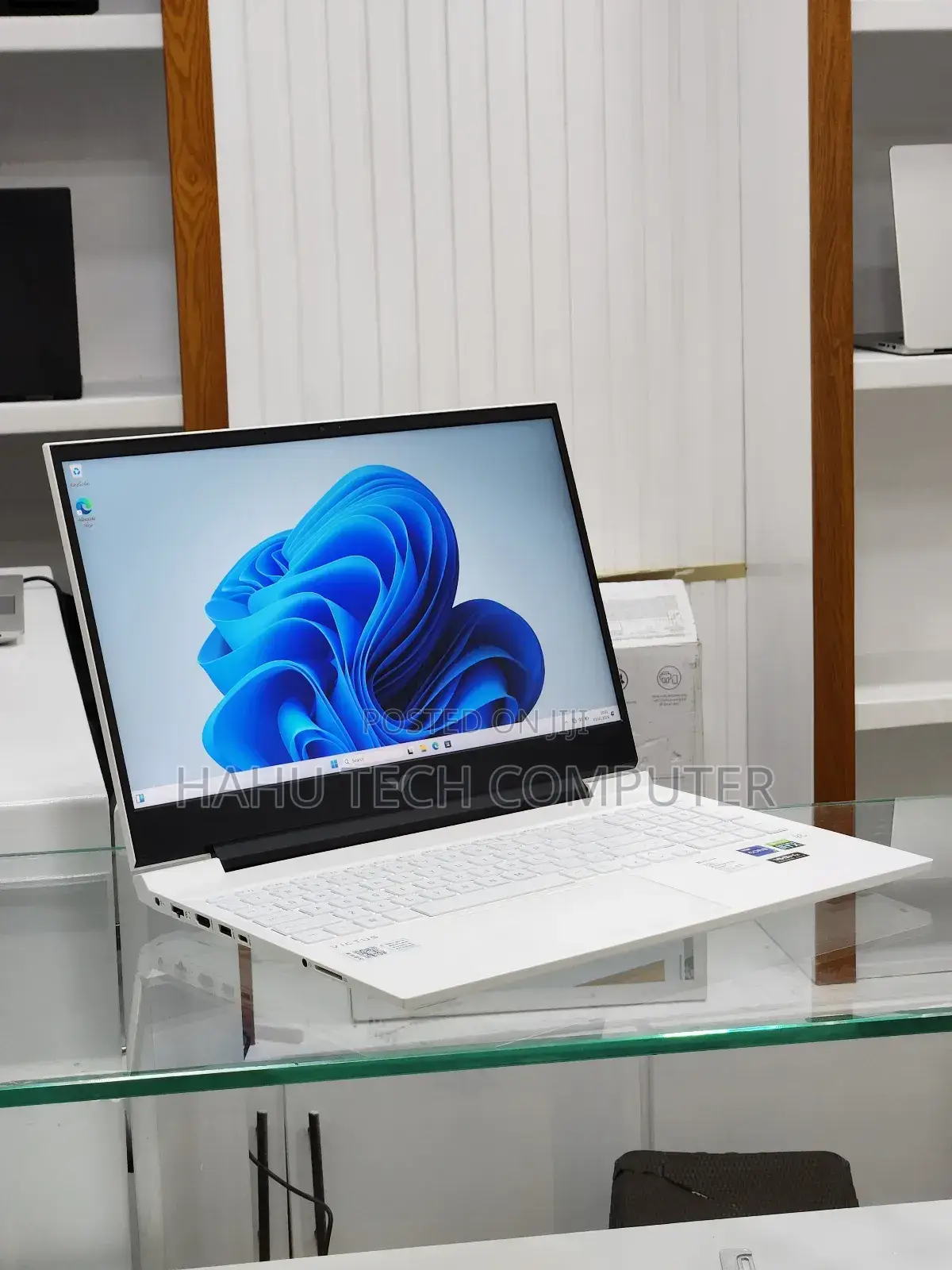 New Laptop HP Victus 16 16GB Intel Core i7 SSD 512GB