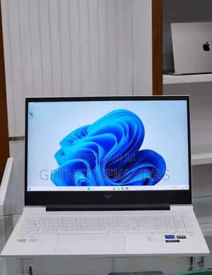 New Laptop HP Victus 15 16GB Intel Core I7 SSD 512GB