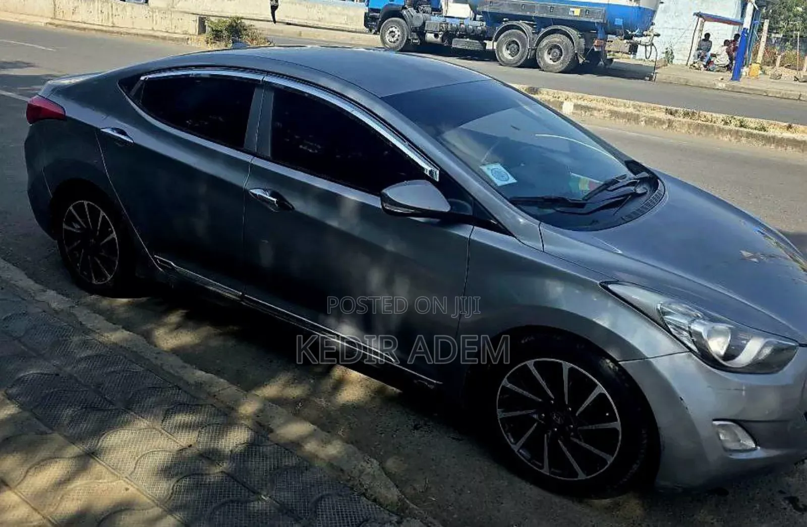 Hyundai Avante 2010 Gray