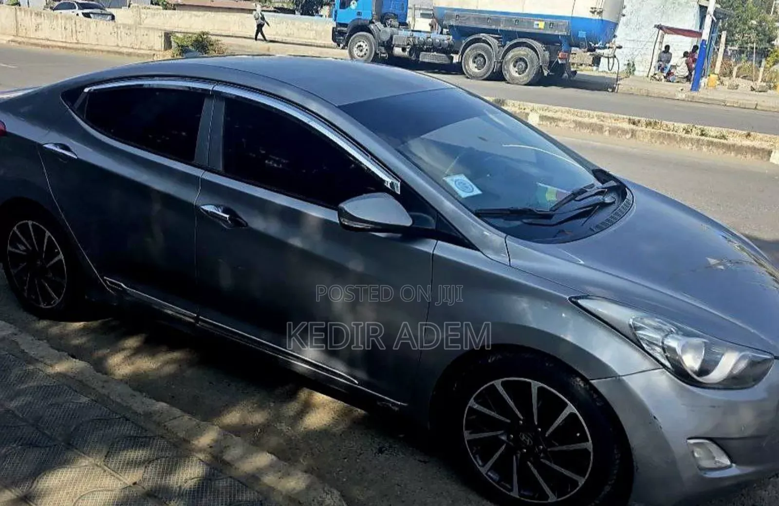 Hyundai Avante 2010 Gray