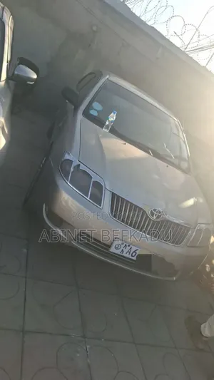 Toyota Corolla 2006 Orange