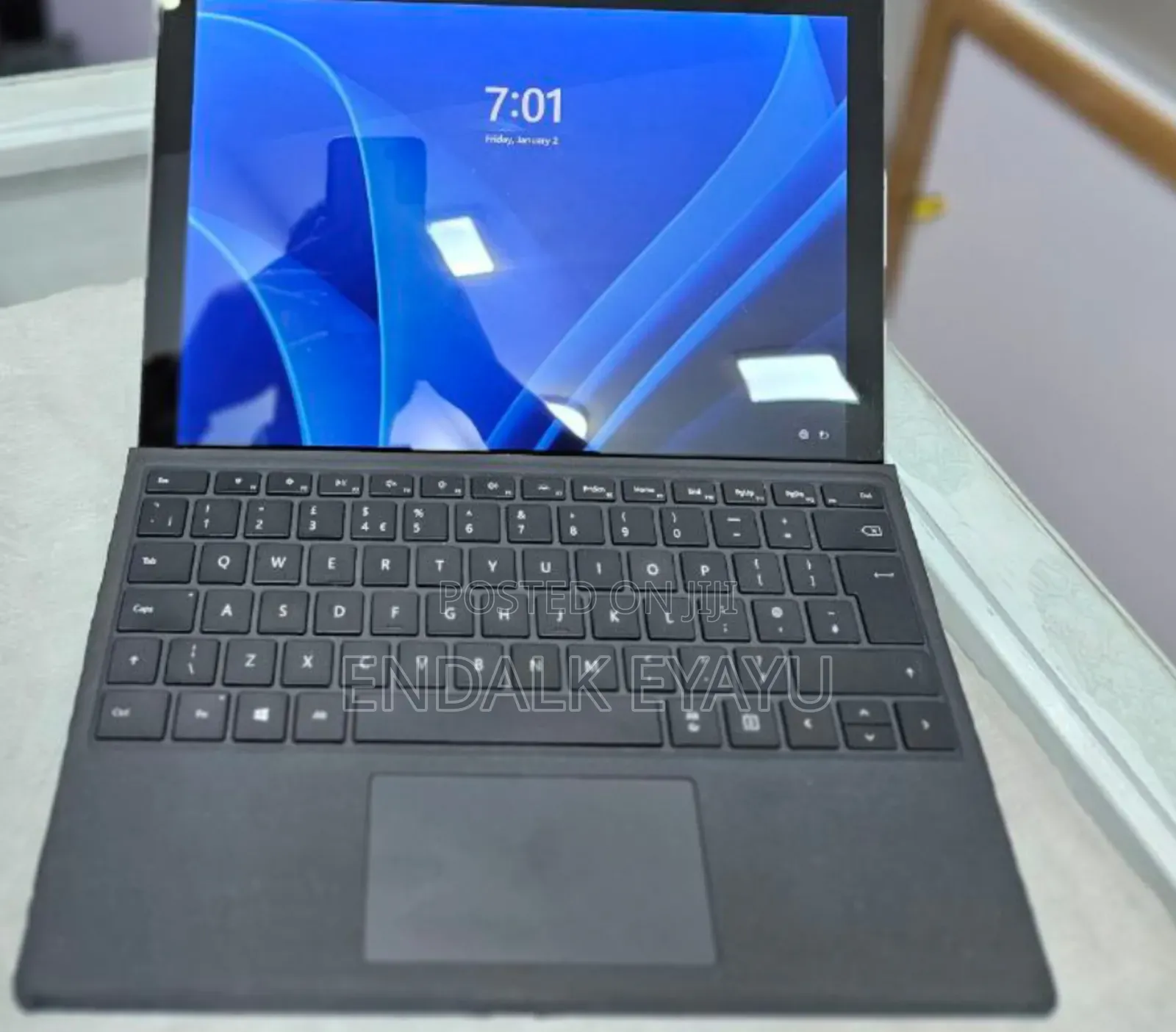 New Laptop Microsoft Surface Pro 7 16GB Intel Core I7 SSD 256GB