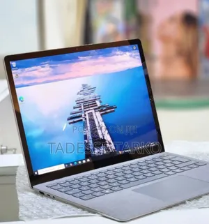 New Laptop Microsoft Surface 8GB Intel Core I5 SSD 512GB