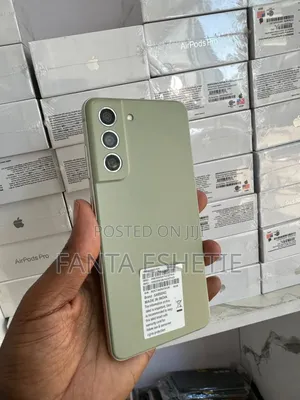 New Samsung Galaxy S21 FE 128 GB Gray