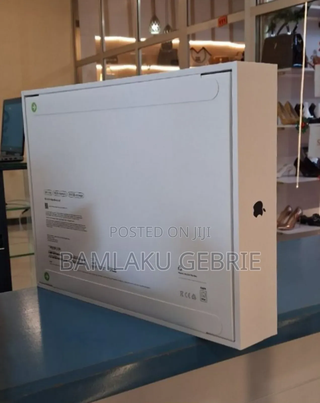 New Laptop Apple MacBook Air 2025 M4 13-Inch 16GB Apple M4 SSD 512GB