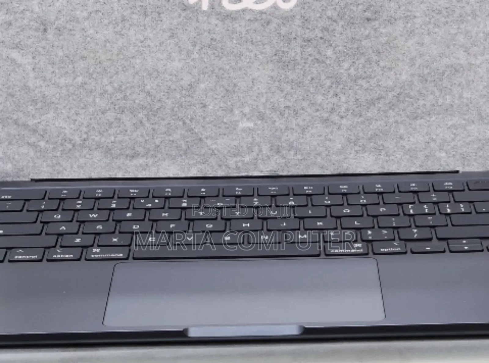 New Laptop Apple MacBook Air 2024 M3 13-Inch 16GB Apple M4 SSD 256GB