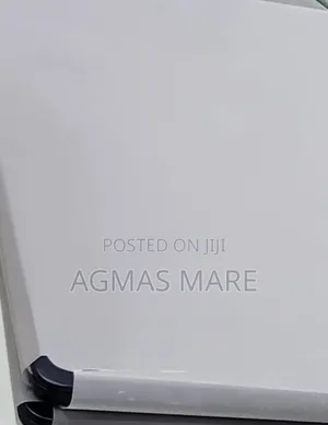 New Laptop Apple MacBook Air 2025 M4 15-Inch 16GB Apple M4 SSD 256GB