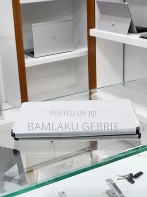 New Laptop Apple MacBook Air 2025 M4 13-Inch 16GB Apple M4 SSD 256GB