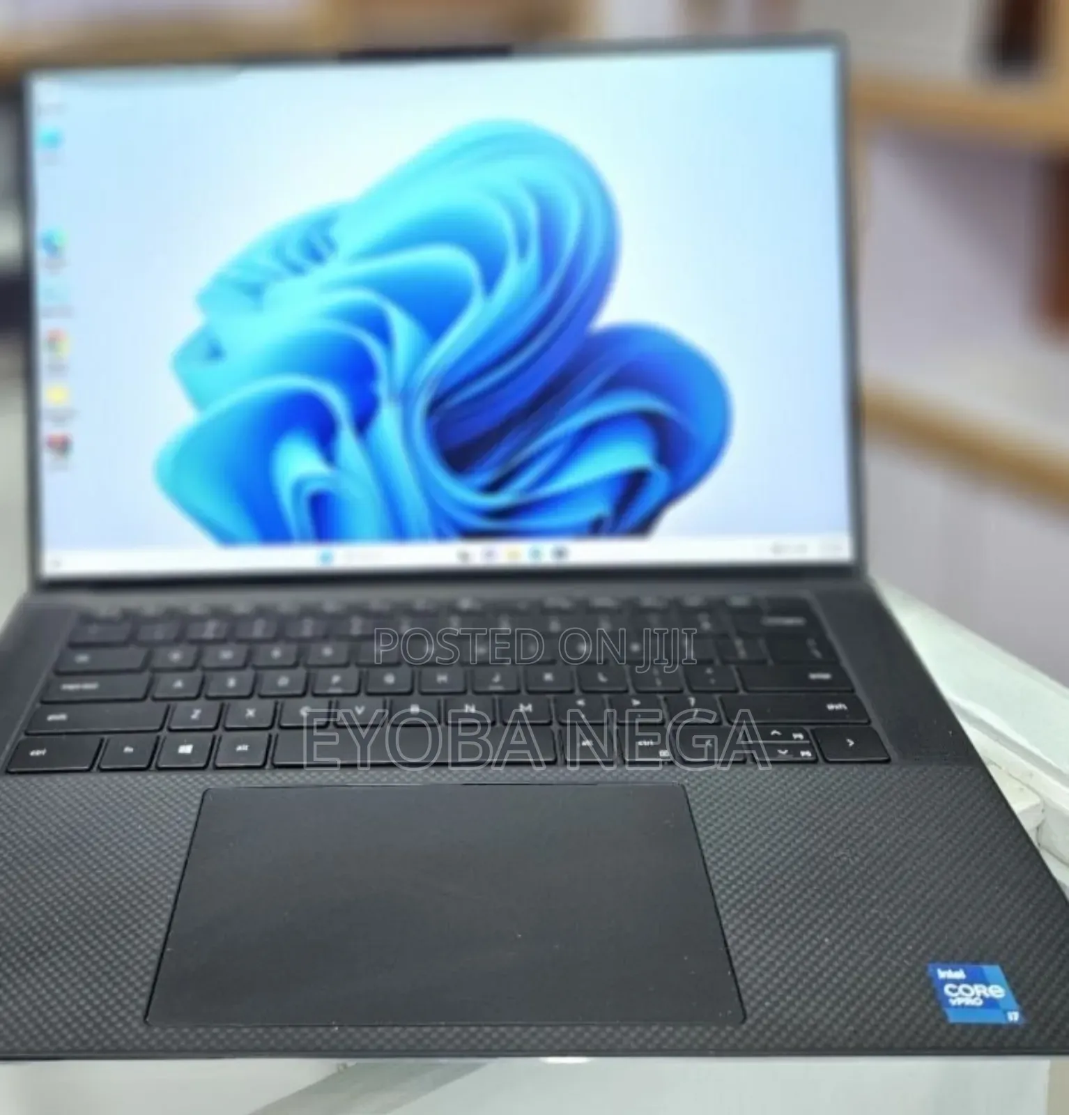 New Laptop Dell Precision 5550 16GB Intel Core I7 SSD 1T