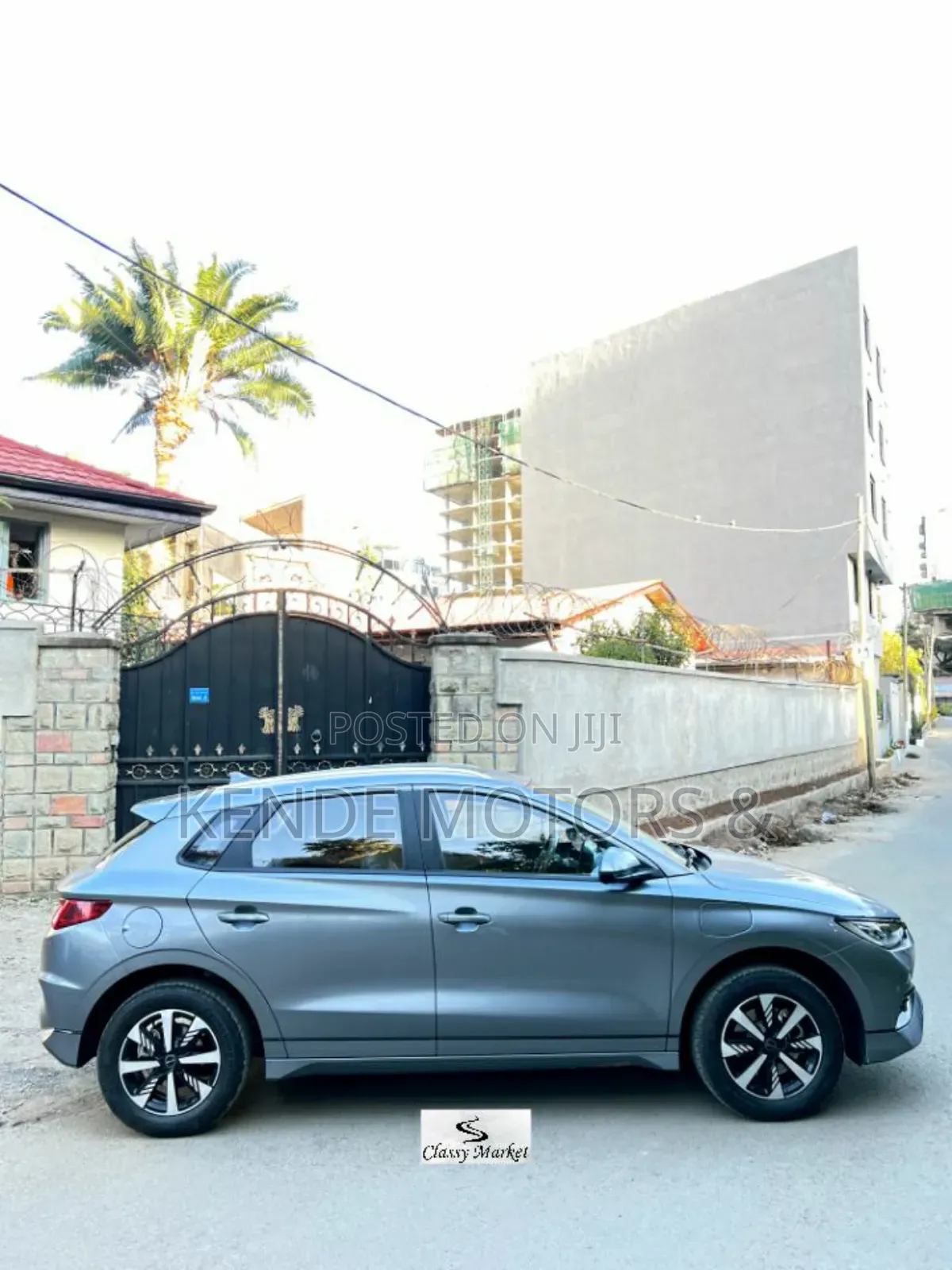 BYD E2 43 kWh 94 hp FWD 2024 Gray