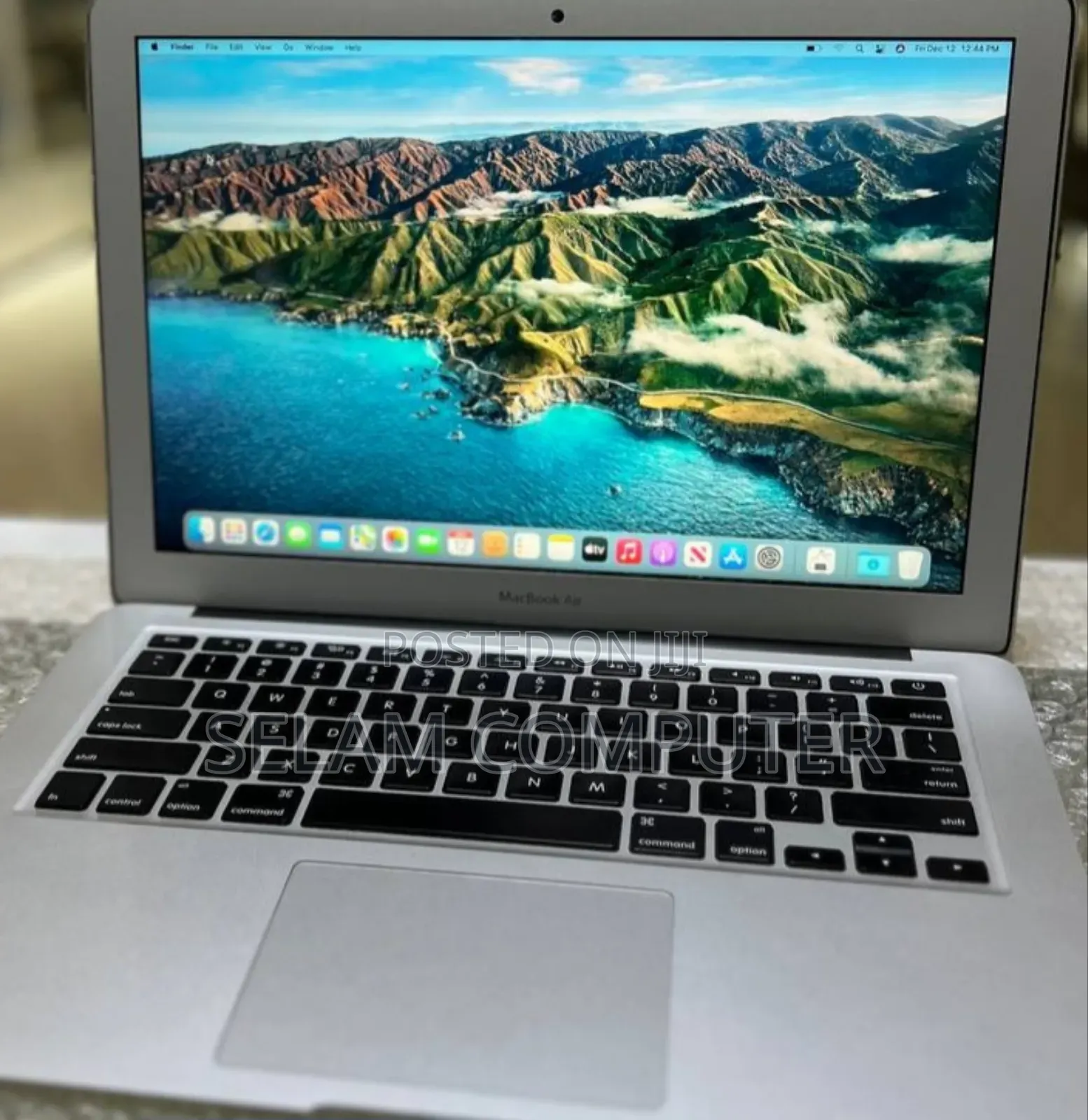 New Laptop Apple MacBook 2014 4GB Intel Core I5 SSD 256GB