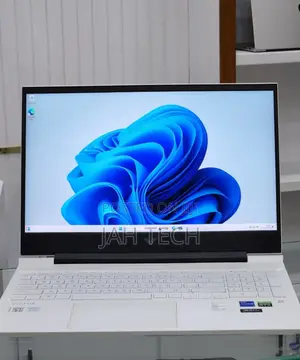 New Laptop HP Victus 16 16GB Intel Core I7 SSD 512GB