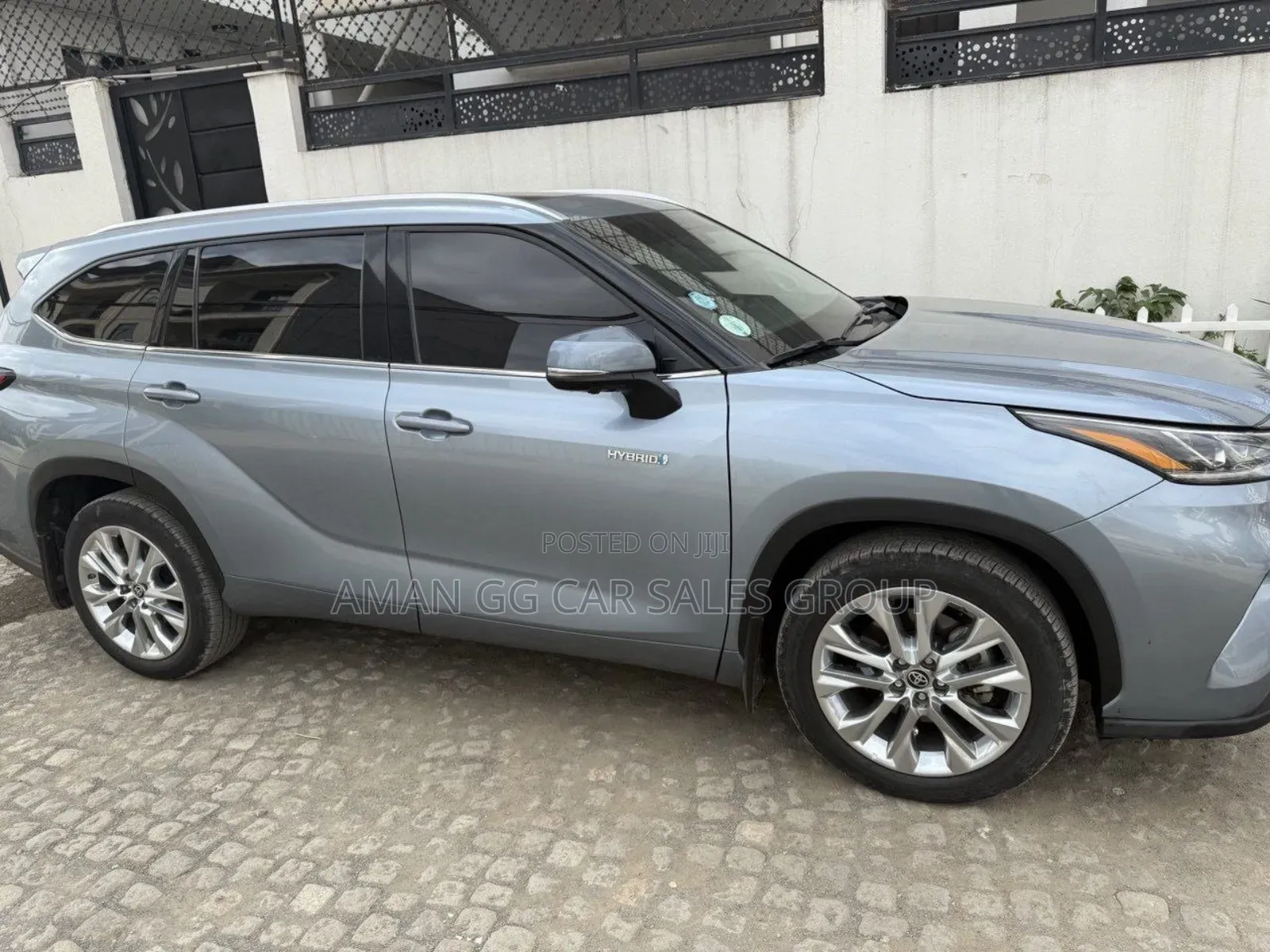 Toyota Highlander Hybrid 2023 Gray