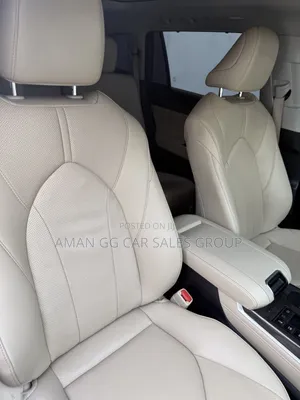 Toyota Highlander Hybrid 2023 Gray