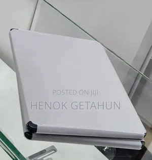 New Laptop Apple MacBook Air 2025 M4 15-Inch 16GB Apple M4 SSD 256GB