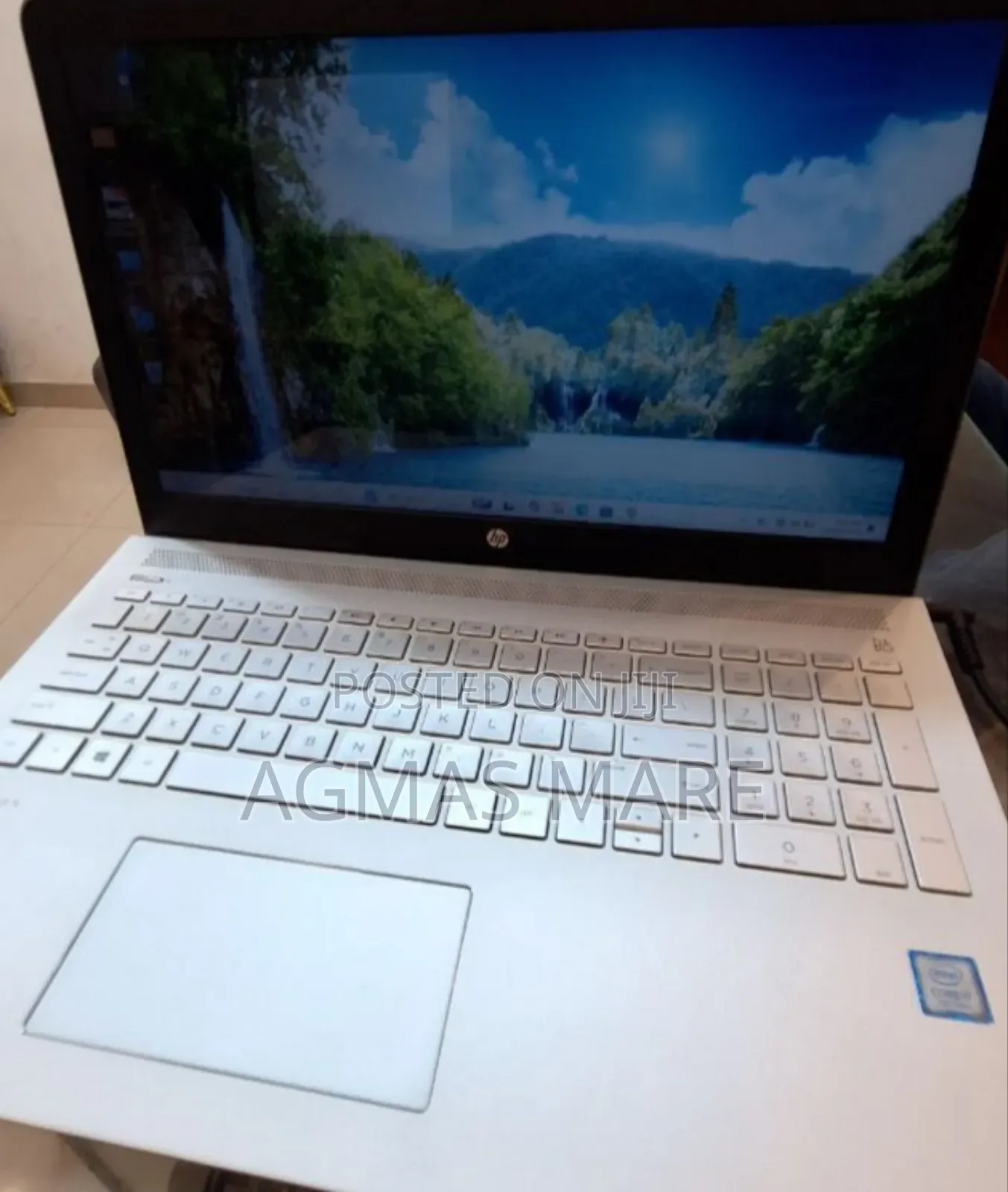 New Laptop HP Pavilion 15 8GB Intel Core i7 HDD 1T